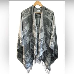 Zighilli Italy Wrap/Poncho/Kimono Oversized Aztec Fringe (Free Size)